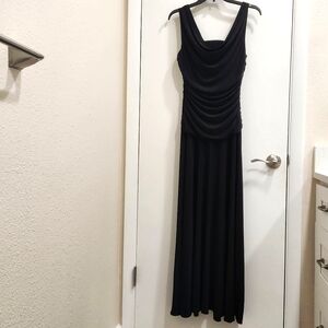 NIGHTWAY Black Full Length Dress Size 8P
